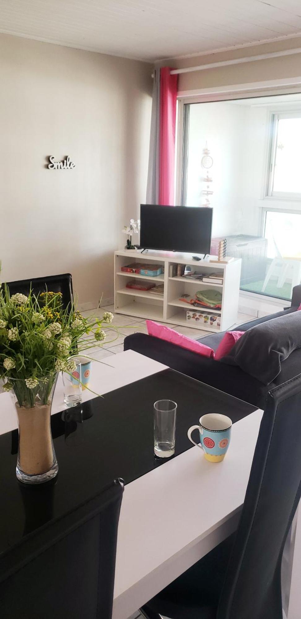 Appartement Petit Marché 55m2 lumineux à 5 min a pied de la plage Saint-Jean-de-Monts Exterior foto